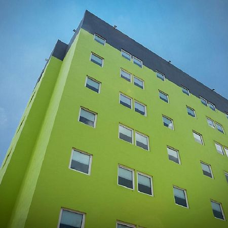 Sr Hotel Сапопан Экстерьер фото