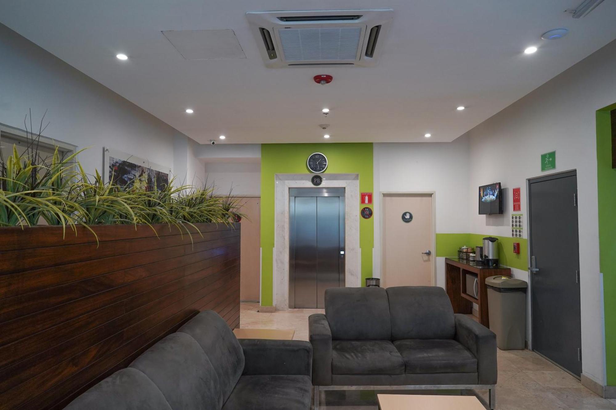 Sr Hotel Сапопан Экстерьер фото